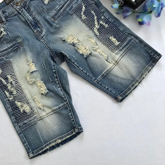 Decibel NWOT Medium Wash Jean Shorts Men 34 - Picture 4 of 10